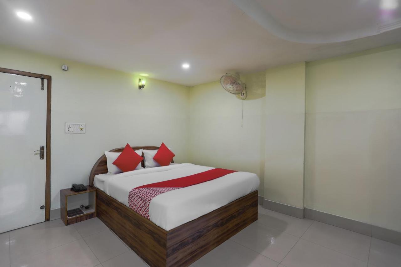 Oyo 70146 S S P Guest House Varanasi Bagian luar foto